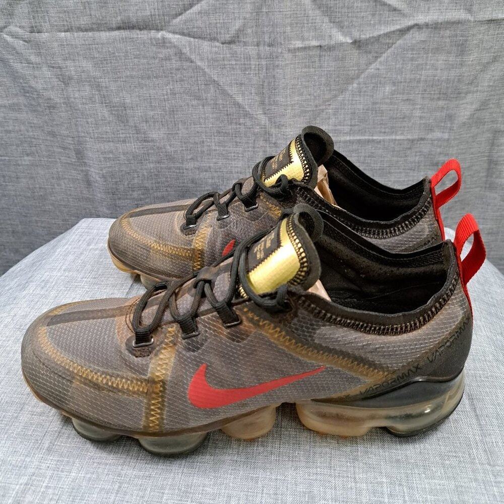 %Nike Air Vapormax 2019 Black Metallic Gold Women Size 9 / A 30